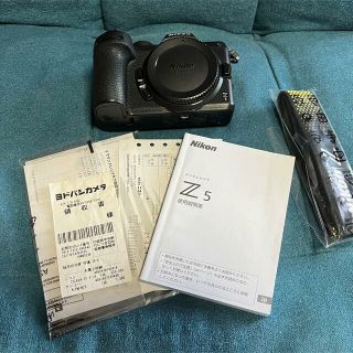 ニコン(Nikon)のニコン　Z5(ミラーレス一眼)