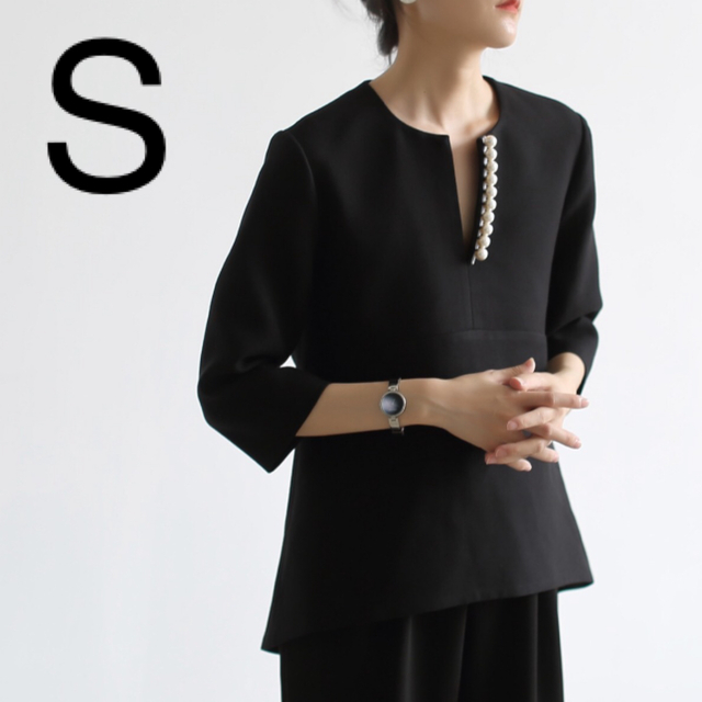 BARNEYS NEW YORK - フォーマル パール付きトップス ブラウス ヨーコ