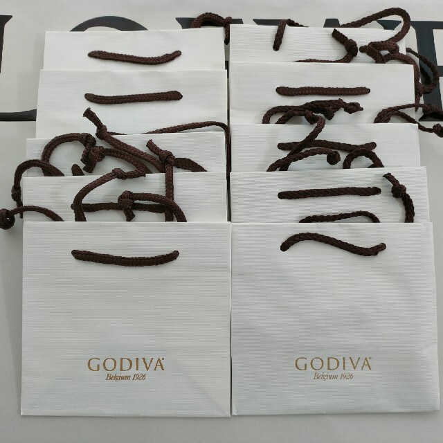 chocolate(チョコレート)の【新品未使用】ゴディバ　ショッパー　袋　ショップバッグ レディースのバッグ(ショップ袋)の商品写真