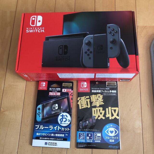 ニンテンドースイッチ　グレー