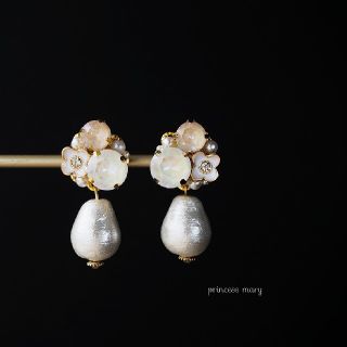 残り1点》雫コットンパール♡﻿white flower bijouピアス(ピアス)