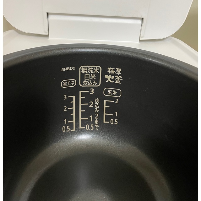 送料込2019年製アイリスオーヤマIHジャー炊飯器 3合炊きIE30 E型 美品