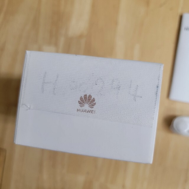 ANDROID(アンドロイド)のHUAWEI P30 lite ブラック 64GB Y!mobile 中古 スマホ/家電/カメラのスマートフォン/携帯電話(スマートフォン本体)の商品写真