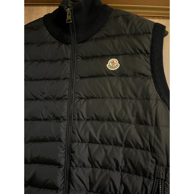 MONCLER(モンクレール)の【MONCLER】ダウンベスト ネイビー メンズのジャケット/アウター(ダウンベスト)の商品写真