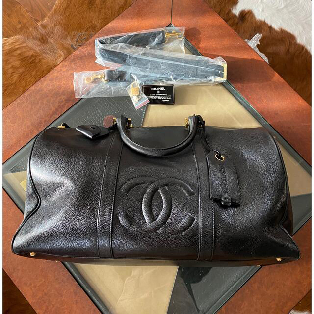 CHANEL - CHANEL シャネル ボストンバック レザーキャビアスキン 本革