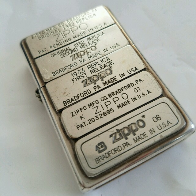 ZIPPO 歴代エンブレムデザイン メンズのファッション小物(タバコグッズ)の商品写真