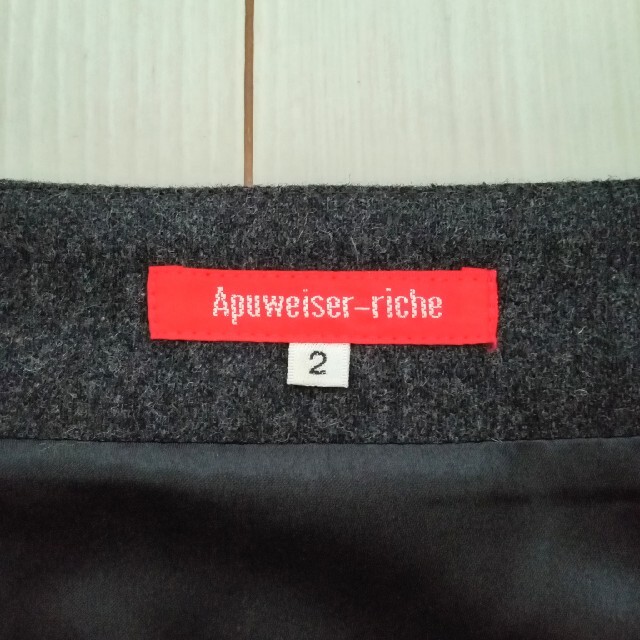 Apuweiser-riche(アプワイザーリッシェ)のApuweiser−riche アプワイザーリッシェ スカート レディースのスカート(その他)の商品写真