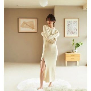 ロザリームーン(Rosary moon)のrosary moon zip knit dress ivory short(ロングワンピース/マキシワンピース)