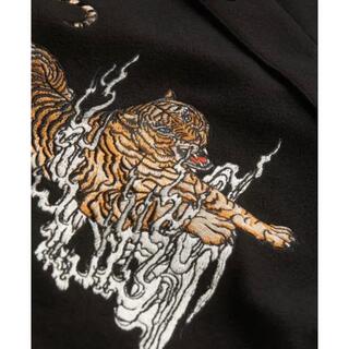 H&M - ［完売/最安値] H&M 虎 刺繍 ジャケットシャツ ワコマリア の ...