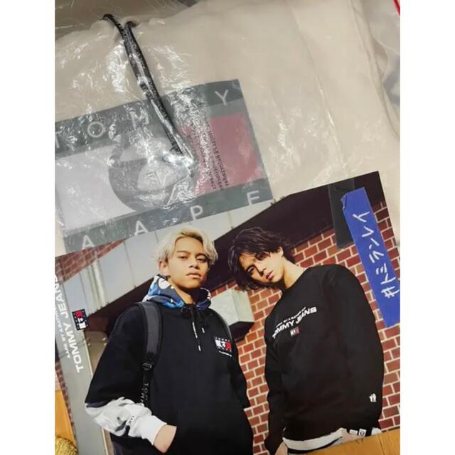 TOMMY JEANS × AAPE (トミージーンズ×エイプ)コラボパーカー