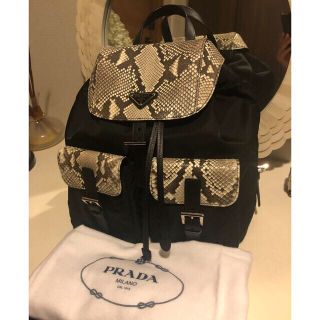 プラダ(PRADA)の専用★プラダ　リュック　パイソン  新品(リュック/バックパック)