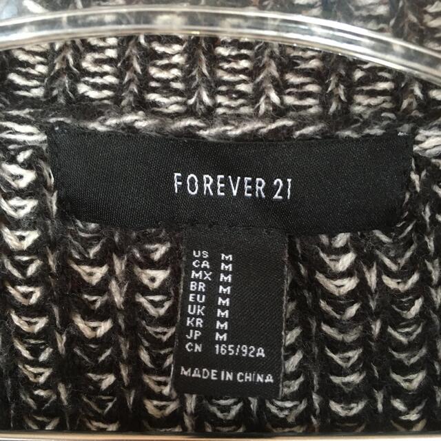 FOREVER 21(フォーエバートゥエンティーワン)のFOREVER21 フォーエバートゥエンティワン アクリルニット カーディガン レディースのトップス(カーディガン)の商品写真