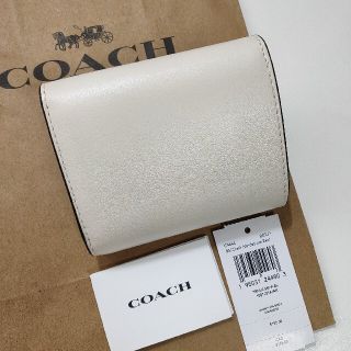 COACH コーチ　長財布　白　オフホワイト　ターンロック　財布レディース