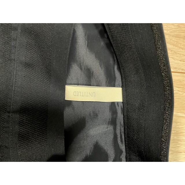 UNTITLED(アンタイトル)のアンタイトル　黒のミニスカート レディースのスカート(ミニスカート)の商品写真