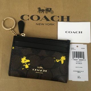 コーチ(COACH)のCOACH x Peanuts 新品 ウッドストックIDカードケース・パスケース(パスケース/IDカードホルダー)