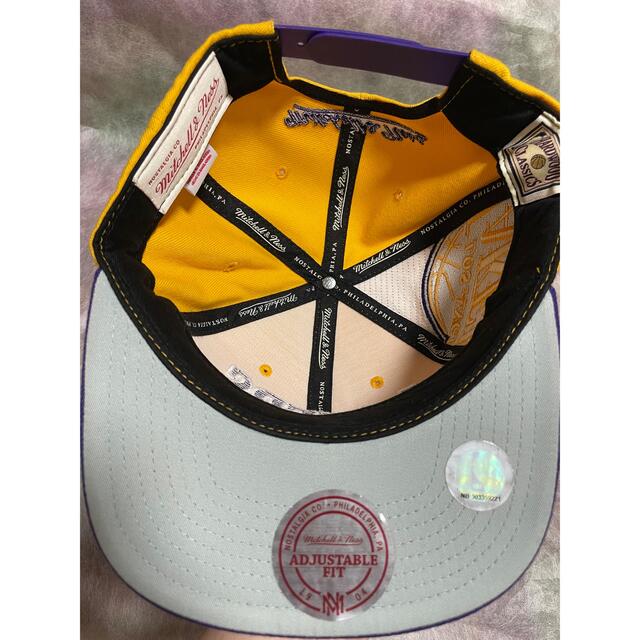 MITCHELL & NESS(ミッチェルアンドネス)の【Mitchell&Ness(ミッチェルアンドネス)公式】Lakers Cap メンズの帽子(キャップ)の商品写真