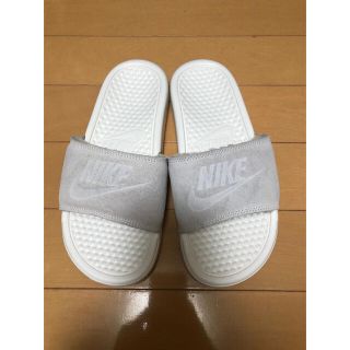 ナイキ(NIKE)のナイキ　べナッシ　ボア (サンダル)