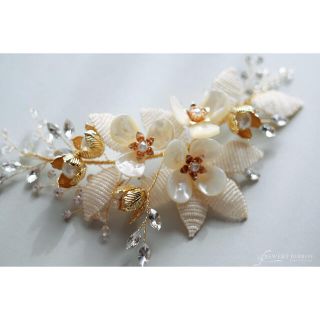 ヴェラウォン(Vera Wang)の【美品】sweet ribbon ヘッドアクセサリー(その他)