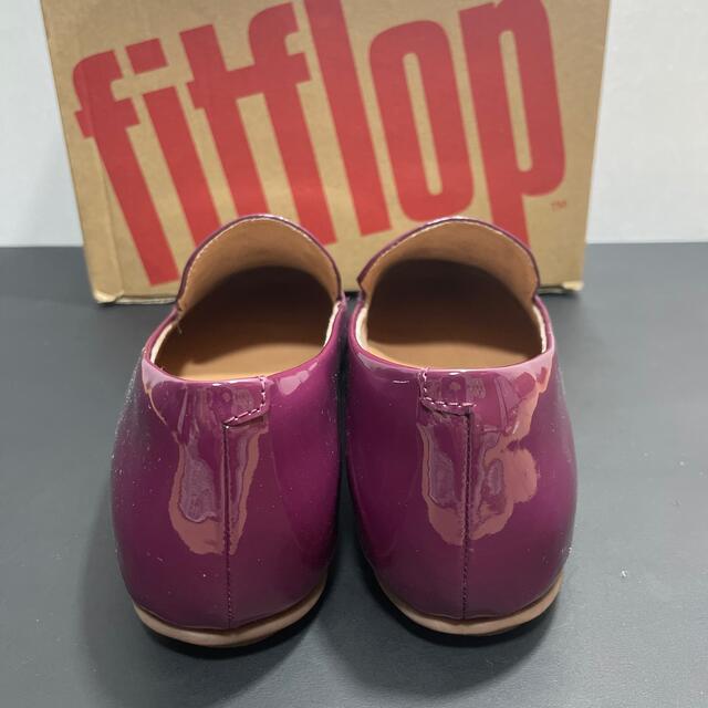 fitflop(フィットフロップ)のnoah3217様フォロー割‼️新品 fitflop レナパテント ローファー レディースの靴/シューズ(ローファー/革靴)の商品写真