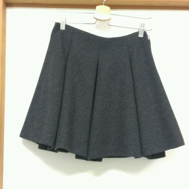 ZARA(ザラ)のZARA　スカート レディースのスカート(ひざ丈スカート)の商品写真
