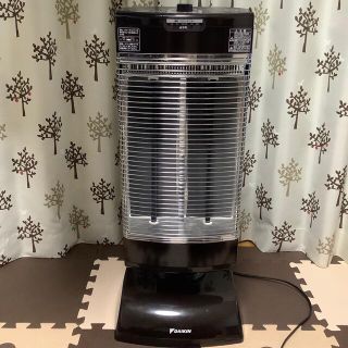 ダイキン(DAIKIN)のフランキー様　ERFT11PS セラムヒート　中古品(電気ヒーター)