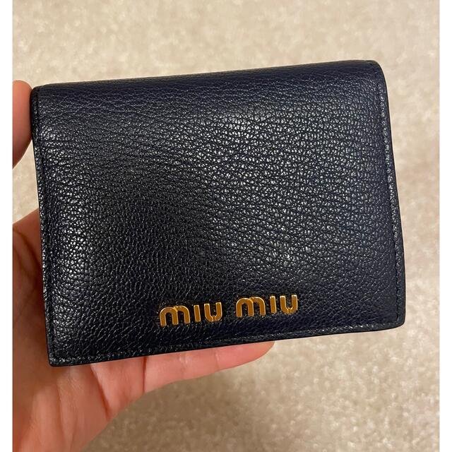 miumiu(ミュウミュウ)のmiumiu 二つ折り財布　マドラス　 レディースのファッション小物(財布)の商品写真