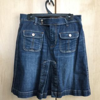 ギャップ(GAP)のGAPデニムのスカート(ひざ丈スカート)