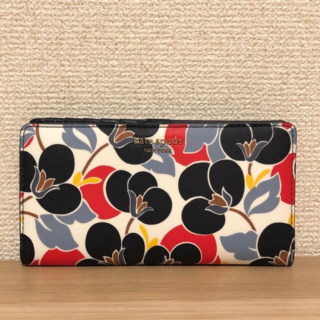 KATE SPADE NEW YORK(ケイトスペードニューヨーク)長財布