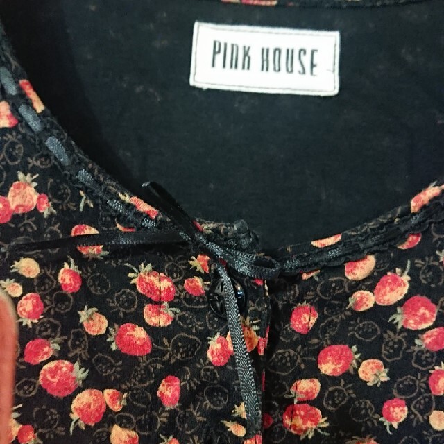 PINK HOUSE(ピンクハウス)のPINK HOUSE   苺総柄上着 レディースのトップス(カーディガン)の商品写真