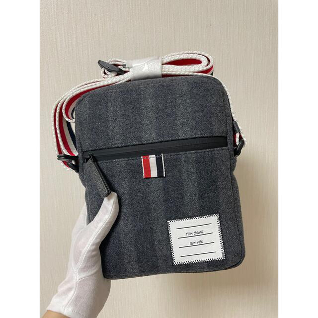 THOM BROWNE(トムブラウン)の☆新品☆カメラバッグ メンズのバッグ(その他)の商品写真