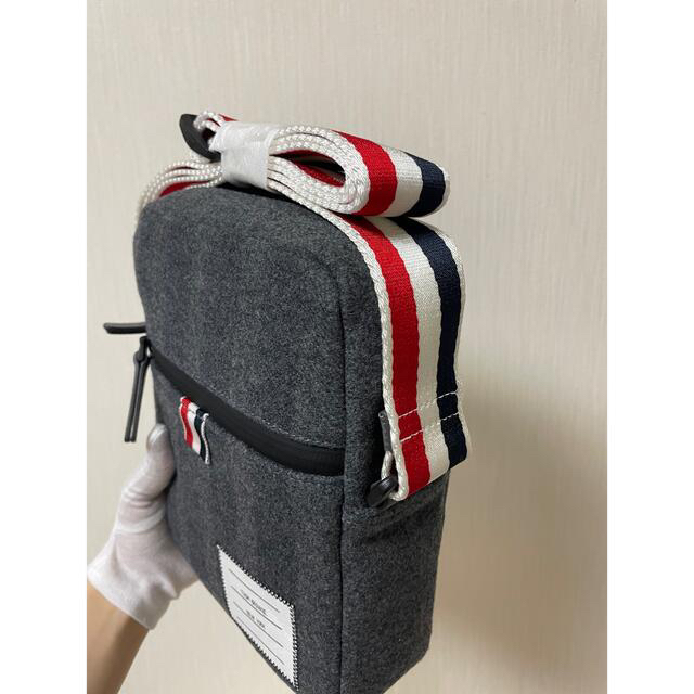 THOM BROWNE(トムブラウン)の☆新品☆カメラバッグ メンズのバッグ(その他)の商品写真