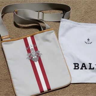 バリー(Bally)の極美品BALLYショルダーバック/ホワイト(ショルダーバッグ)