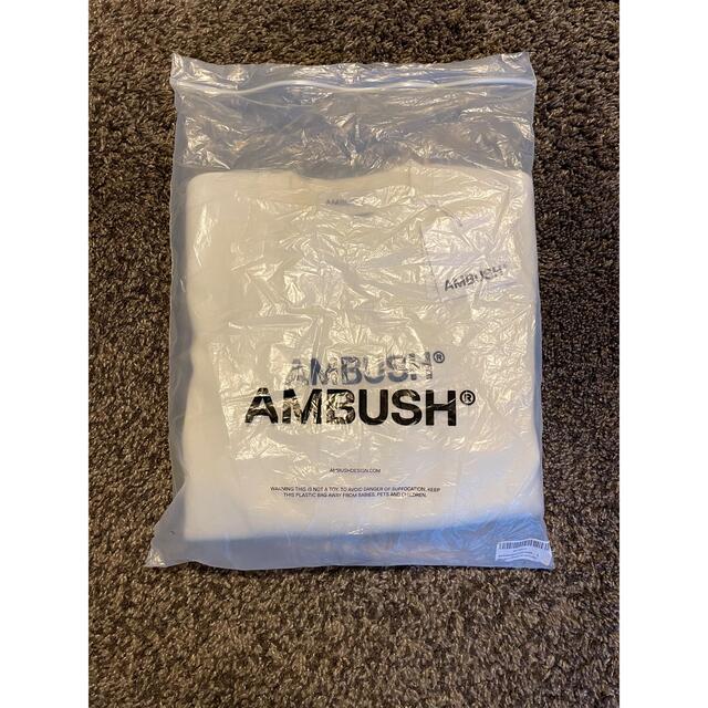 AMBUSH(アンブッシュ)の【新品/未使用品】AMBUSH ロゴ スウェットシャツ　白 メンズのトップス(スウェット)の商品写真