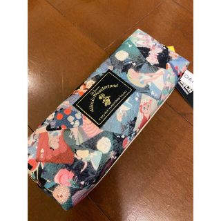 ディズニー(Disney)の🌟Disney 🌟不思議の国のアリス　ポーチ　ペンケース　❣️新品未使用❣️(日用品/生活雑貨)