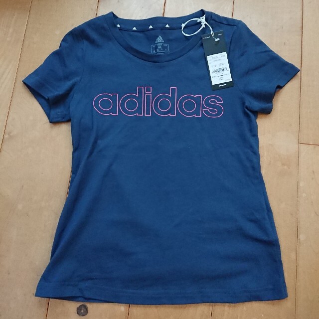 adidas(アディダス)の新品アディダスadidasガールズＴシャツ 140サイズ キッズ/ベビー/マタニティのキッズ服女の子用(90cm~)(Tシャツ/カットソー)の商品写真