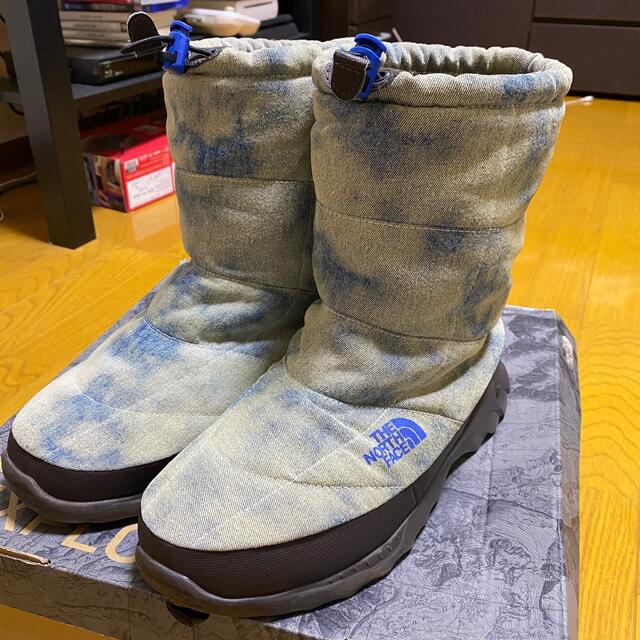 THE NORTH FACE(ザノースフェイス)の【激レア】THE NORTH FACE NUPTSE BOOTIE WP II メンズの靴/シューズ(ブーツ)の商品写真