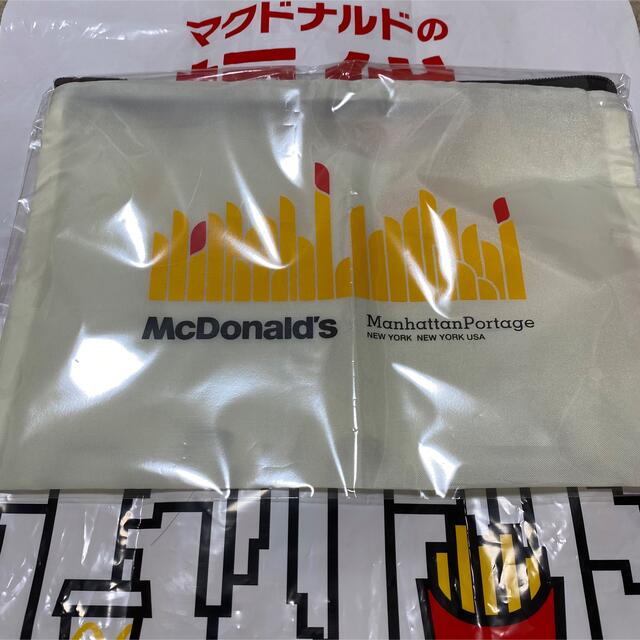 Manhattan Portage(マンハッタンポーテージ)のマクドナルド マック　福袋　ポテトライト　ファスナーポーチ　新品未開封　 エンタメ/ホビーのコレクション(ノベルティグッズ)の商品写真