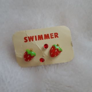 スイマー(SWIMMER)のSWIMMER　スイマー　苺　ピアス　いちご　ストロベリー(ピアス)