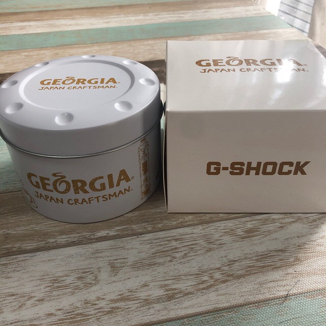 G-SHOCK(ジーショック)のカシオ　CASIO　G-SHOCK × ジョージアモデル　3229 カフェラテ メンズの時計(腕時計(デジタル))の商品写真