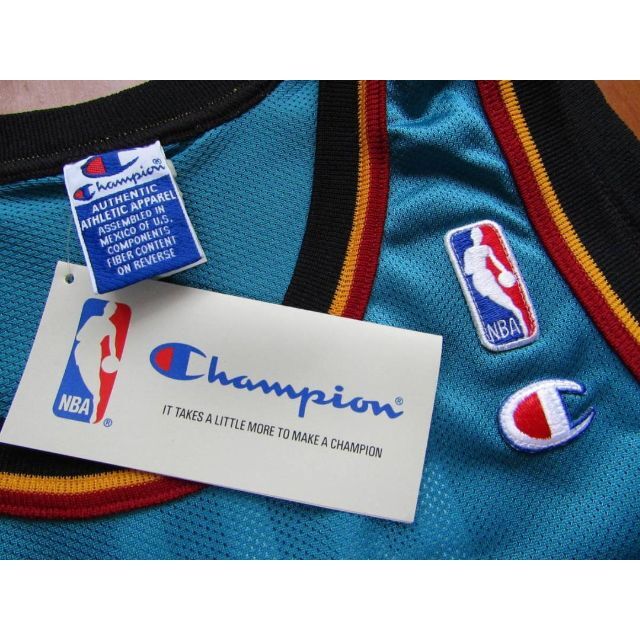2022人気新作 激レア pistons Detroit ピストンズ デトロイト 刺繍ロゴ 商品情報 pistons Detroit ピストンズ デトロイト 刺繍ロゴ 90s 激レア パーカー
