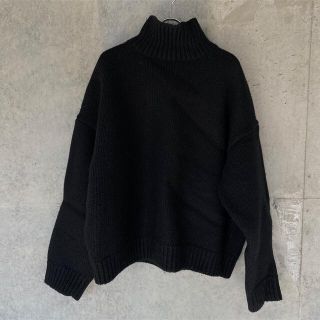 コモリ(COMOLI)の美品　auralee オーラリー　ニット　5 コート　パンツ(ニット/セーター)