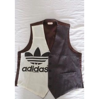 アディダス(adidas)のアディダス　ベスト(ベスト)