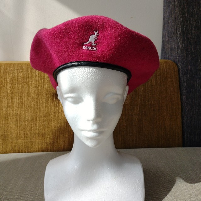 KANGOL(カンゴール)のカンゴール　ベレー帽　ガーネット レディースの帽子(ハンチング/ベレー帽)の商品写真