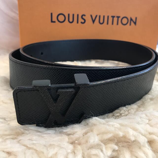 上質で快適 LOUIS VUITTON - ルイヴィトン サンチュール・LVイニシャル