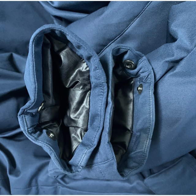 BEAUTY&YOUTH UNITED ARROWS(ビューティアンドユースユナイテッドアローズ)のユナイテッドアローズ　ダウンコート　紺色 メンズのジャケット/アウター(ダウンジャケット)の商品写真