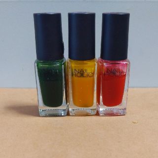 ネイルホリック(NAIL HOLIC)のネイルホリック　マネキュア　透け感カラー3色セット(マニキュア)