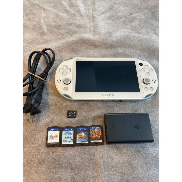 PS VITA PCH2000