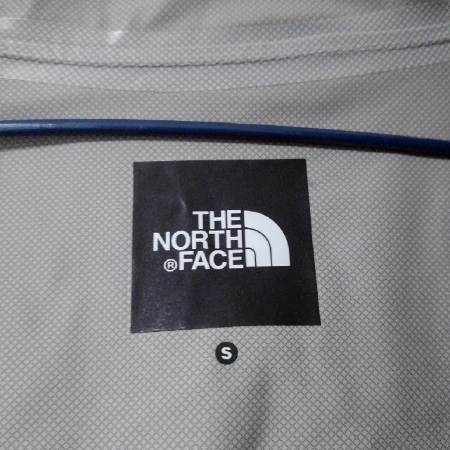 THE NORTH FACE(ザノースフェイス)の専用　ノースフェイス　ドットショットジャケット　迷彩S メンズのジャケット/アウター(マウンテンパーカー)の商品写真