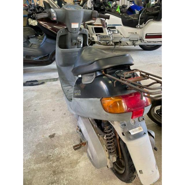 自動車/バイクアプリオ　バッテリー新品　千葉市