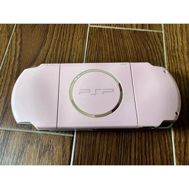 PlayStation Portable(プレイステーションポータブル)のPSP本体 SONY 電源入 確認済み 付属品なし PSP-3000 エンタメ/ホビーのゲームソフト/ゲーム機本体(携帯用ゲーム機本体)の商品写真